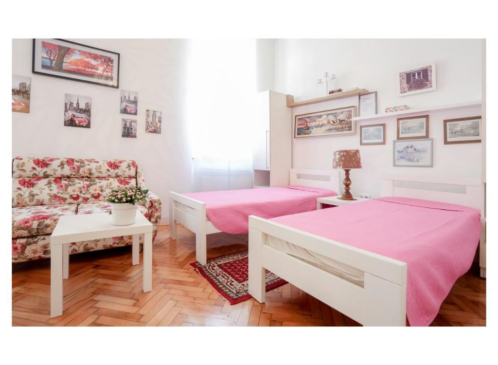 Apartments And Rooms Fonty Szarajevó Kültér fotó